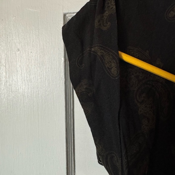 Black cap sleeve colorful printed top from Pretty Rebellious size Medium - Picture 6 of 6